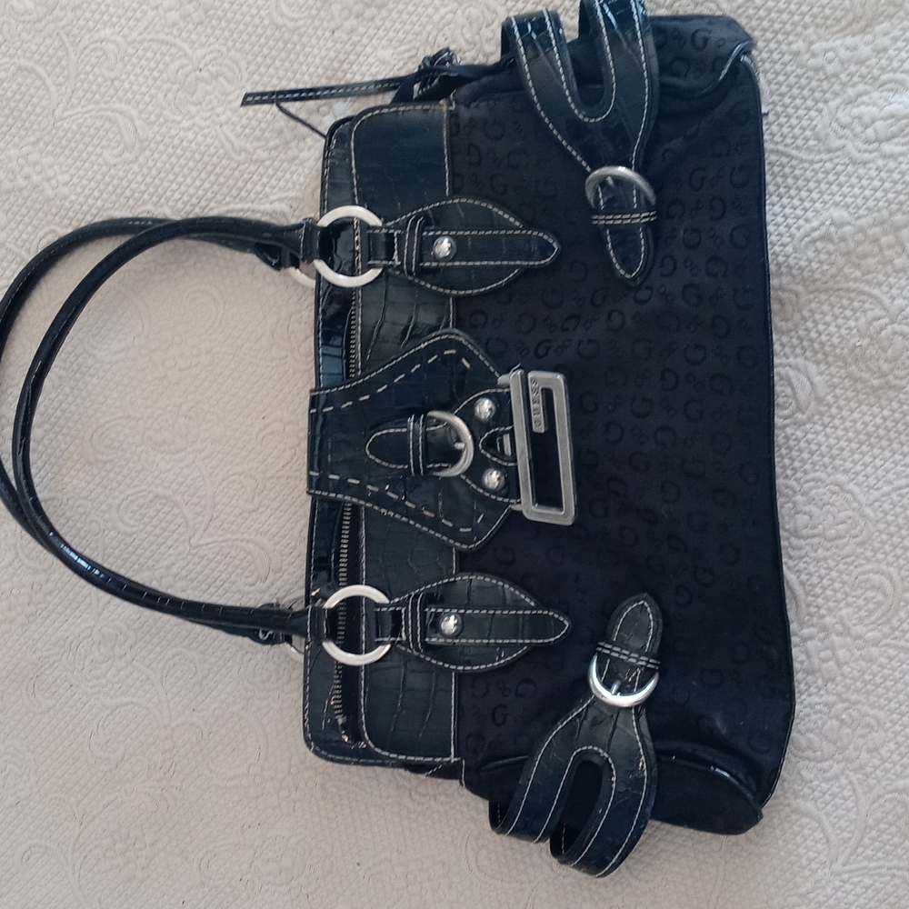 Guess purse